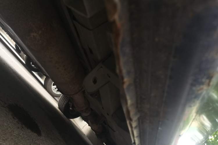 Used Buick GL8 2013 2.4L Classic Edition Chassis Rear Right