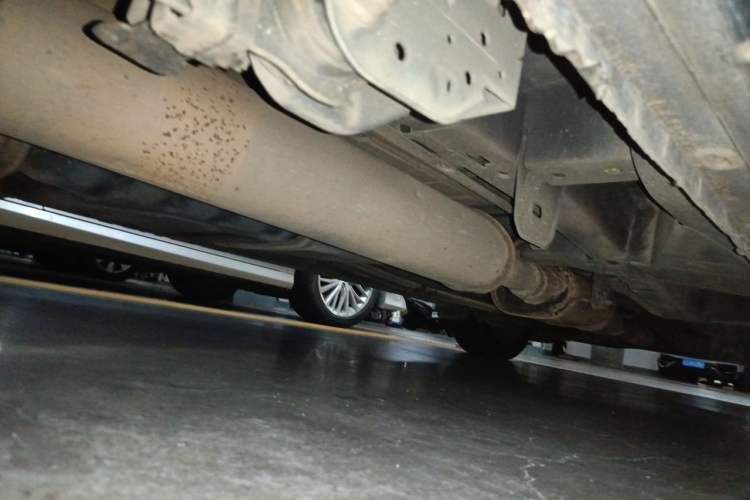 Used Buick GL8 2013 3.0L XT Luxury Business Flagship Edition Chassis Rear Right