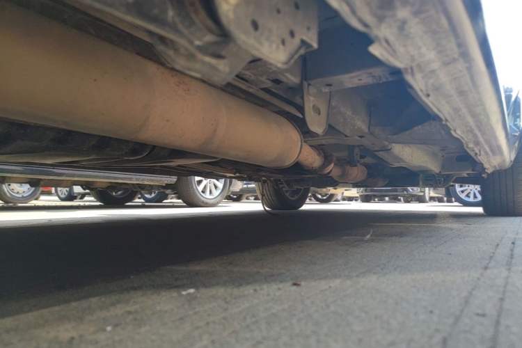 Used Buick GL8 2013 2.4L Comfort Edition Chassis Rear Right