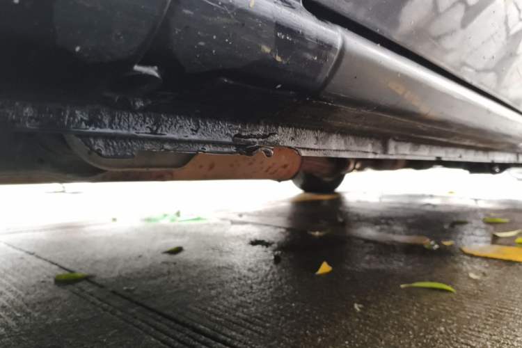 Used Buick GL8 2013 2.4L Classic Edition Chassis Rear Right