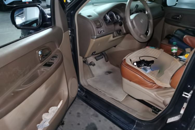 Used Buick GL8 2013 2.4L Comfort Edition Driver Seat
