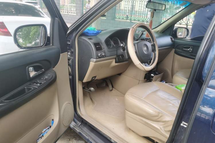 Used Buick GL8 2013 2.4L Executive Edition Driver Seat