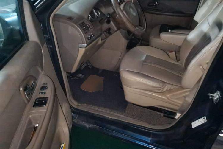 Used Buick GL8 2013 2.4L Comfort Edition Driver Seat