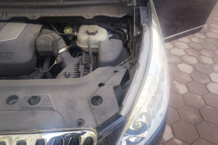Used Buick GL8 2013 3.0L GT Luxury Business Haoya Edition Engine Bay Left