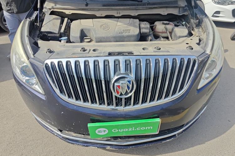 Used Buick GL8 2013 3.0L GT Luxury Business Haoya Edition Engine Bay
