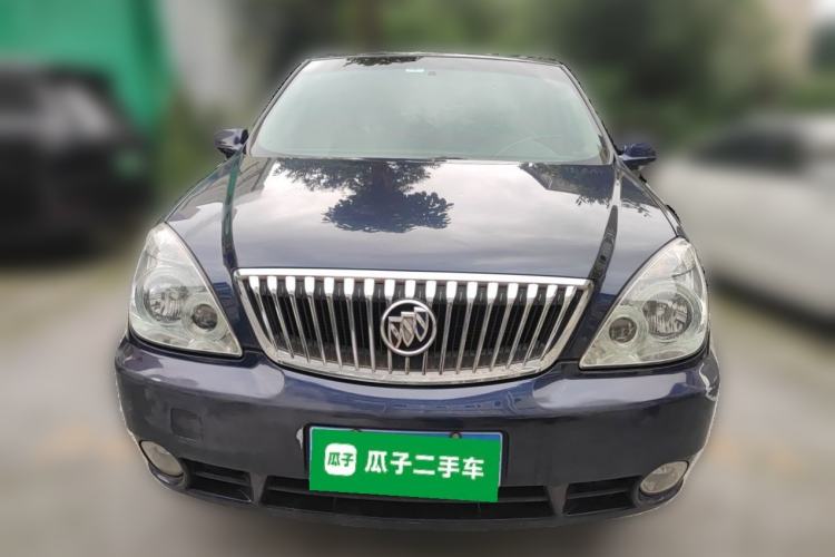 Used Buick GL8 2013 2.4L Comfort Edition Front