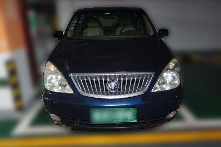 Used Buick GL8 2013 2.4L Comfort Edition Front
