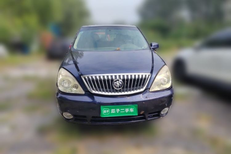 Used Buick GL8 2013 2.4L Comfort Edition Front