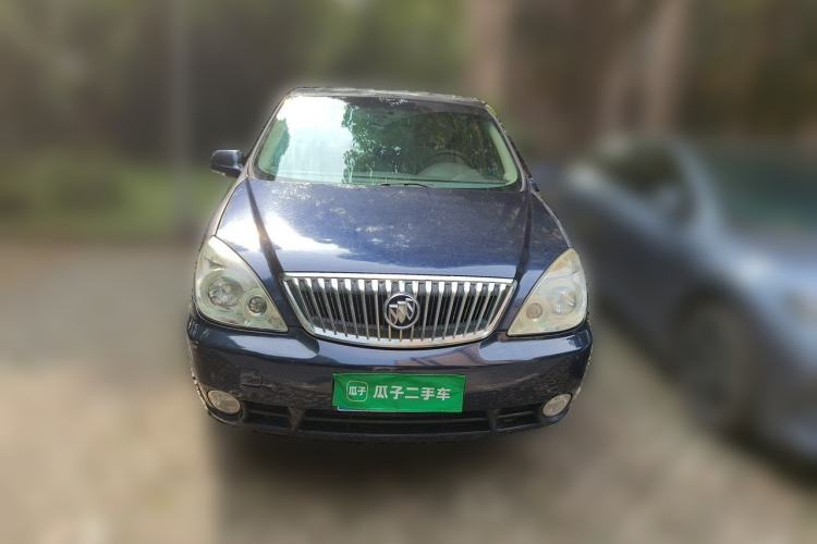 Used Buick GL8 2013 2.4L Comfort Edition Front
