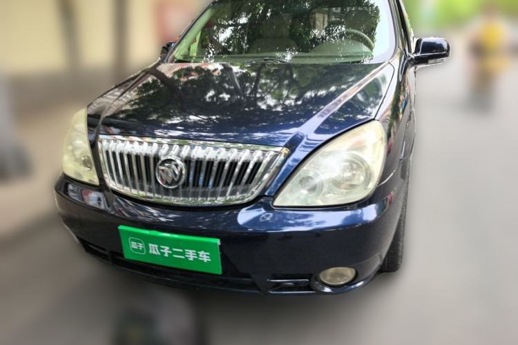 Used Buick GL8 2013 2.4L Classic Edition Front