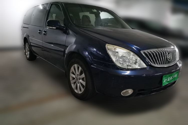 Used Buick GL8 2013 2.4L Comfort Edition Front Right 45 Deg