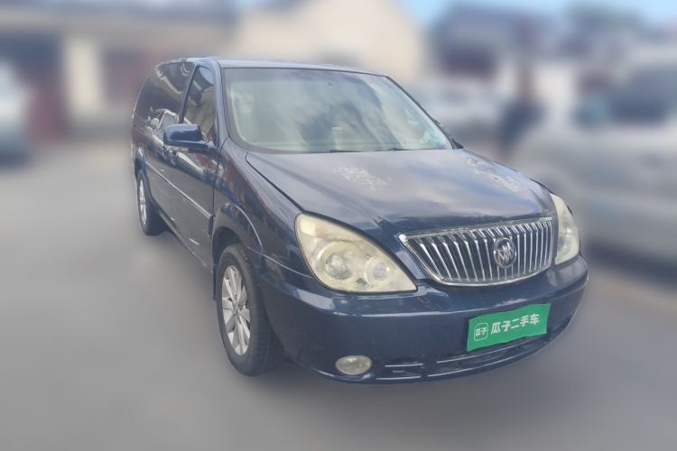 Used Buick GL8 2013 2.4L Comfort Edition Front Right 45 Deg