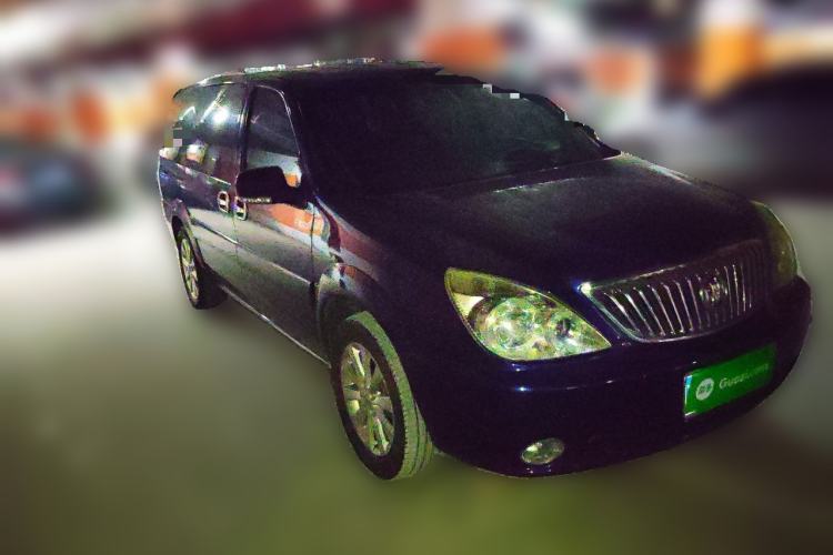 Used Buick GL8 2013 2.4L Classic Edition Front Right 45 Deg