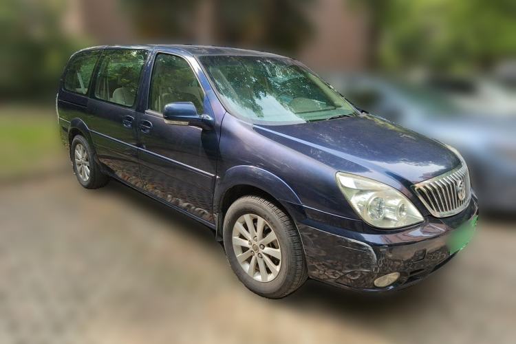 Used Buick GL8 2013 2.4L Comfort Edition Front Right 45 Deg