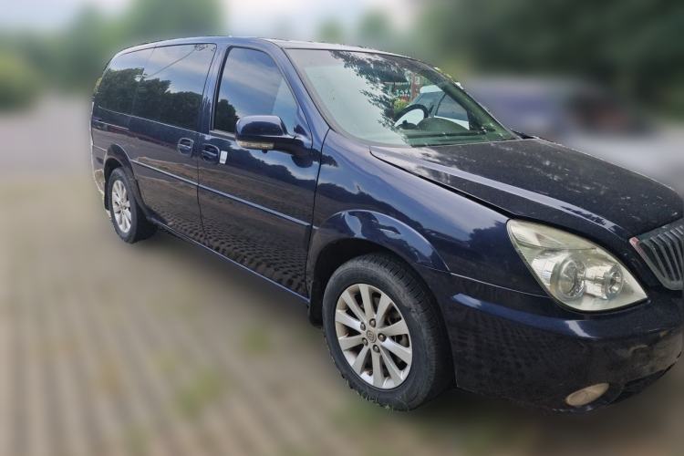 Used Buick GL8 2013 2.4L Classic Edition Front Right 45 Deg