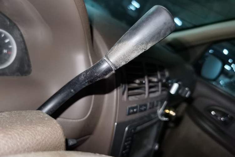 Used Buick GL8 2013 2.4L Comfort Edition Gear Lever