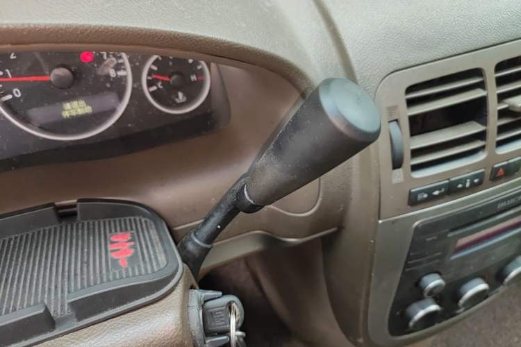 Used Buick GL8 2013 2.4L Comfort Edition Gear Lever