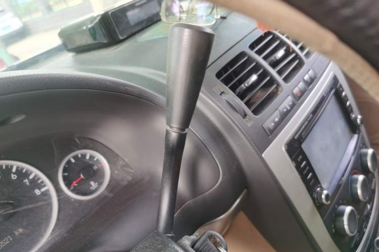 Used Buick GL8 2013 2.4L Executive Edition Gear Lever