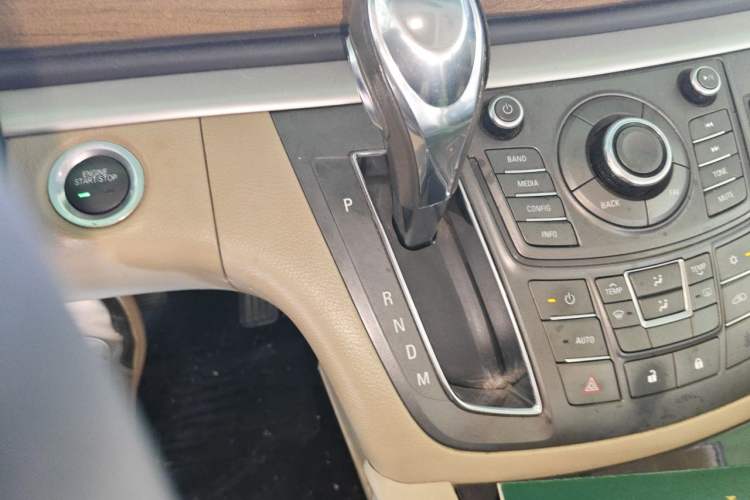 Used Buick GL8 2013 2.4L CT Luxury Business Comfort Edition Gear Lever
