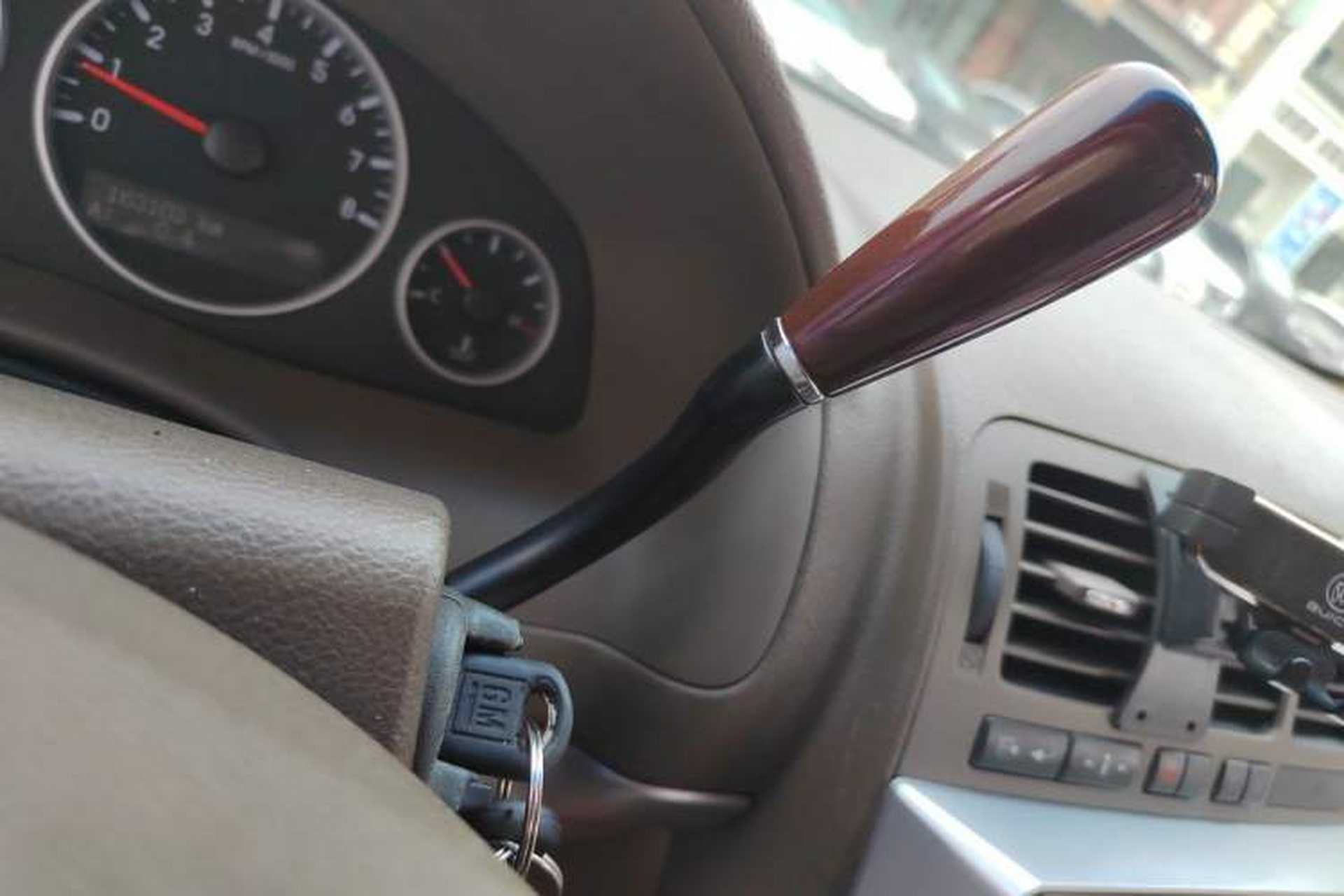 Used Buick GL8 2013 2.4L Classic Edition Gear Lever