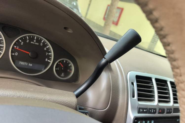 Used Buick GL8 2013 2.4L Classic Edition Gear Lever