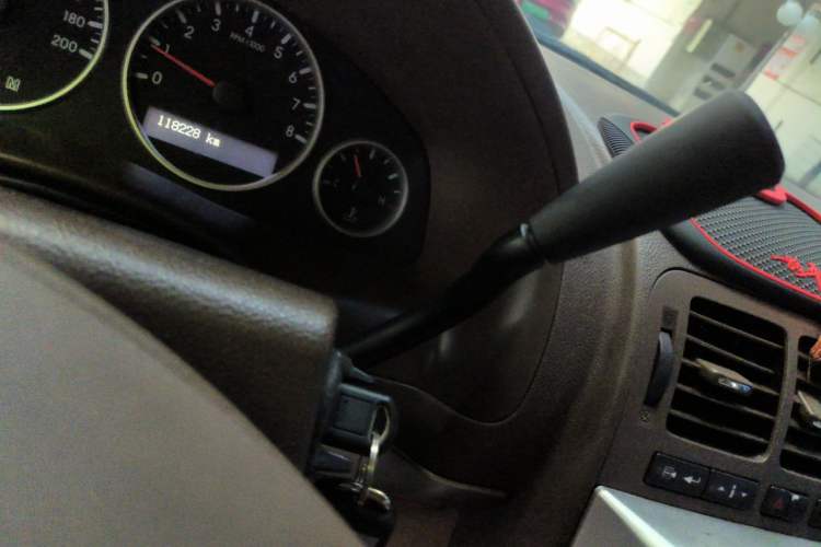 Used Buick GL8 2013 2.4L Comfort Edition Gear Lever
