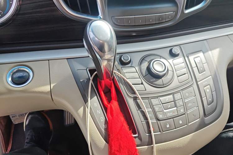 Used Buick GL8 2013 3.0L GT Luxury Business Haoya Edition Gear Lever