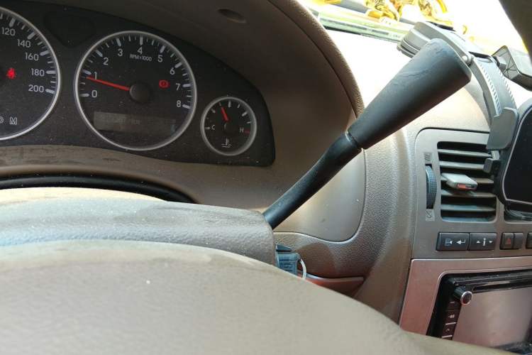Used Buick GL8 2013 2.4L Classic Edition Gear Lever