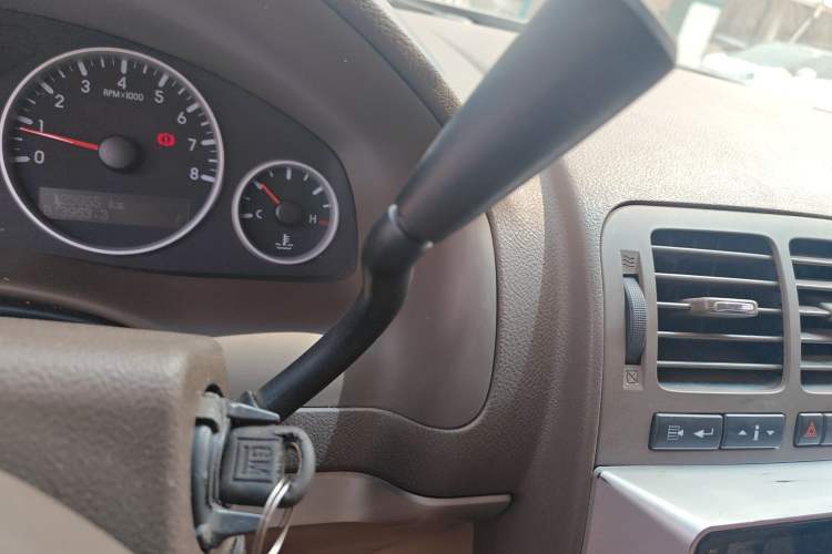 Used Buick GL8 2013 2.4L Classic Edition Gear Lever