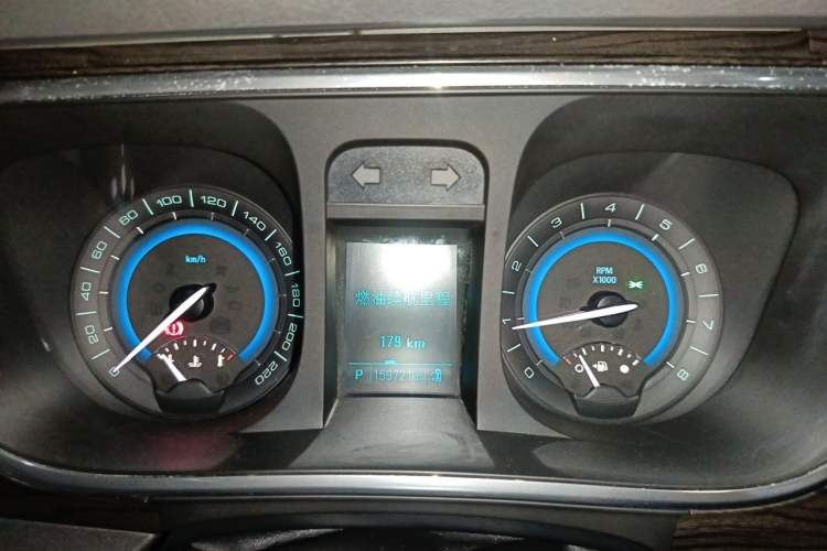 Used Buick GL8 2013 3.0L XT Luxury Business Flagship Edition Instrument Cluster