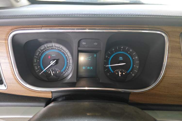 Used Buick GL8 2013 2.4L CT Luxury Business Comfort Edition Instrument Cluster
