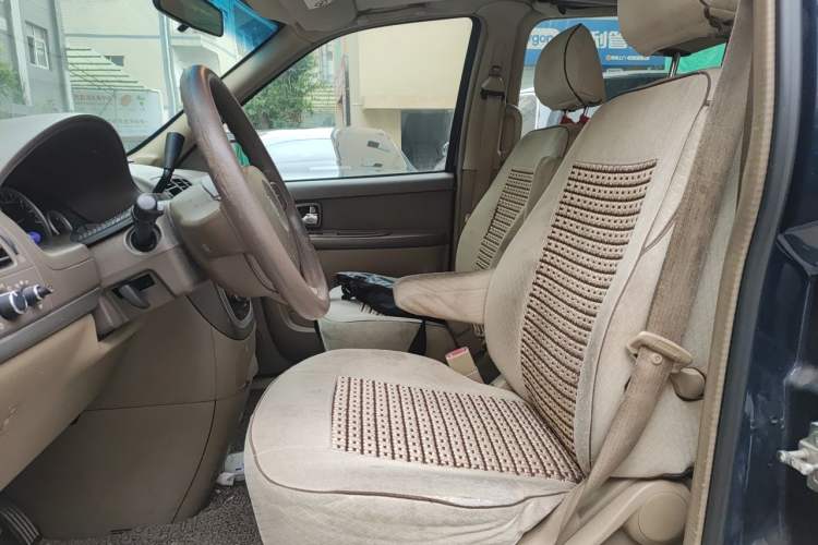 Used Buick GL8 2013 2.4L Comfort Edition Left Front Seat