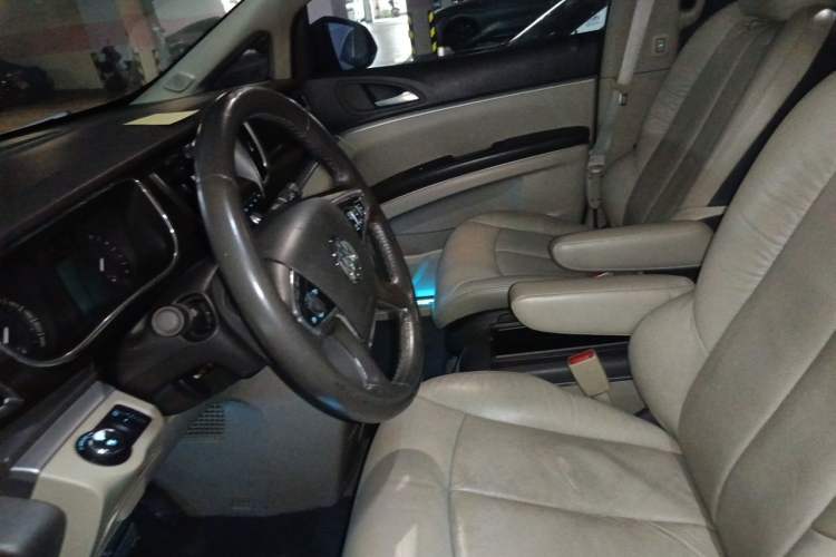 Used Buick GL8 2013 3.0L XT Luxury Business Flagship Edition Left Front Seat