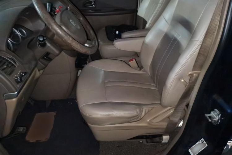 Used Buick GL8 2013 2.4L Comfort Edition Left Front Seat