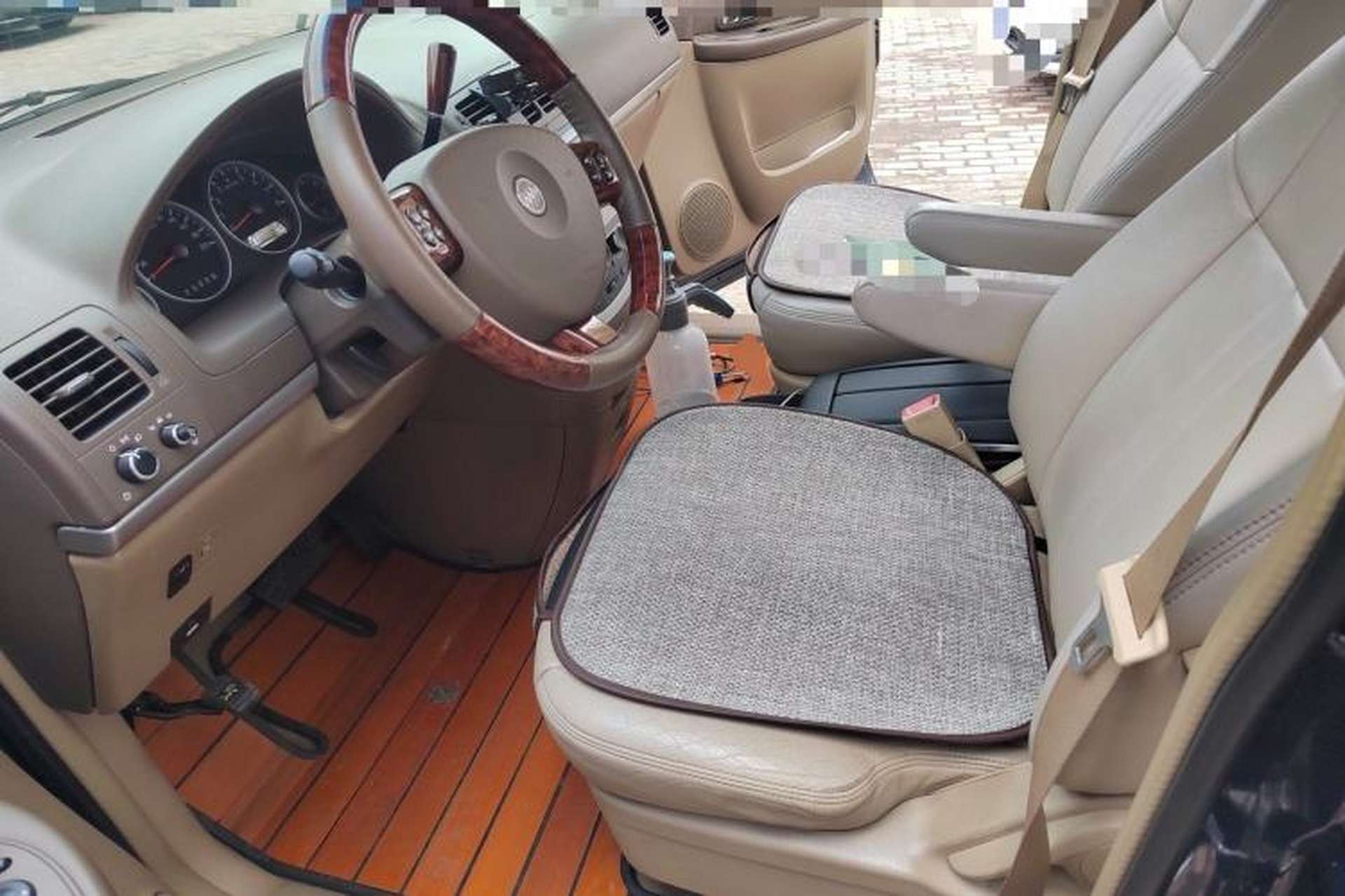 Used Buick GL8 2013 2.4L Classic Edition Left Front Seat