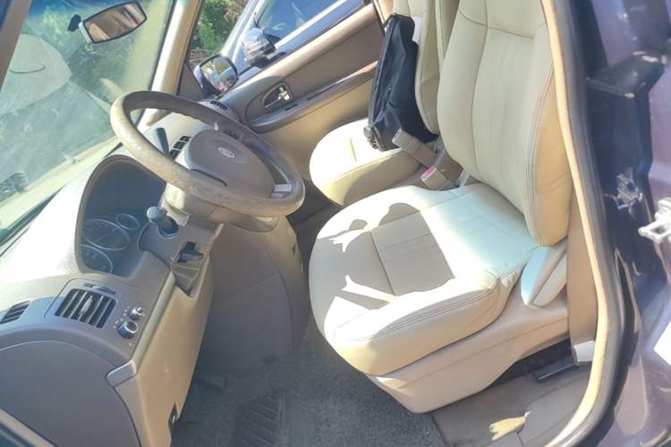 Used Buick GL8 2013 2.4L Comfort Edition Left Front Seat
