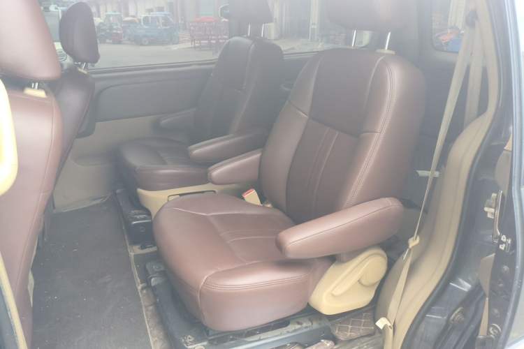 Used Buick GL8 2013 2.4L Comfort Edition Left Rear Seat