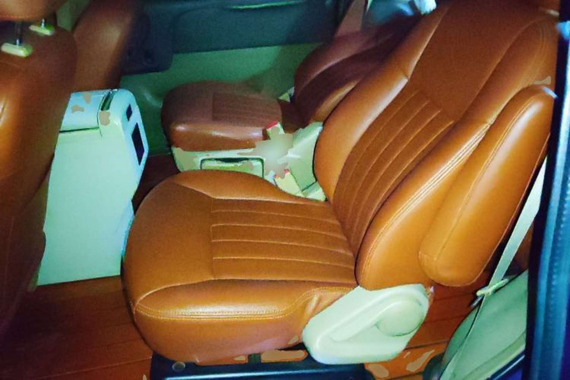 Used Buick GL8 2013 2.4L Classic Edition Left Rear Seat