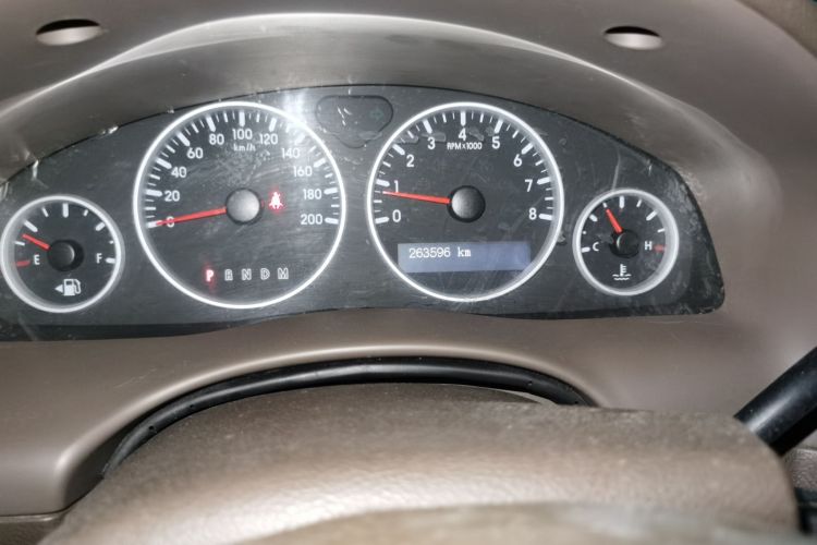 Used Buick GL8 2013 2.4L Comfort Edition Odometer Close Up
