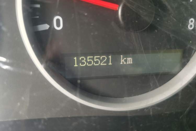 Used Buick GL8 2013 2.4L Executive Edition Odometer Close Up
