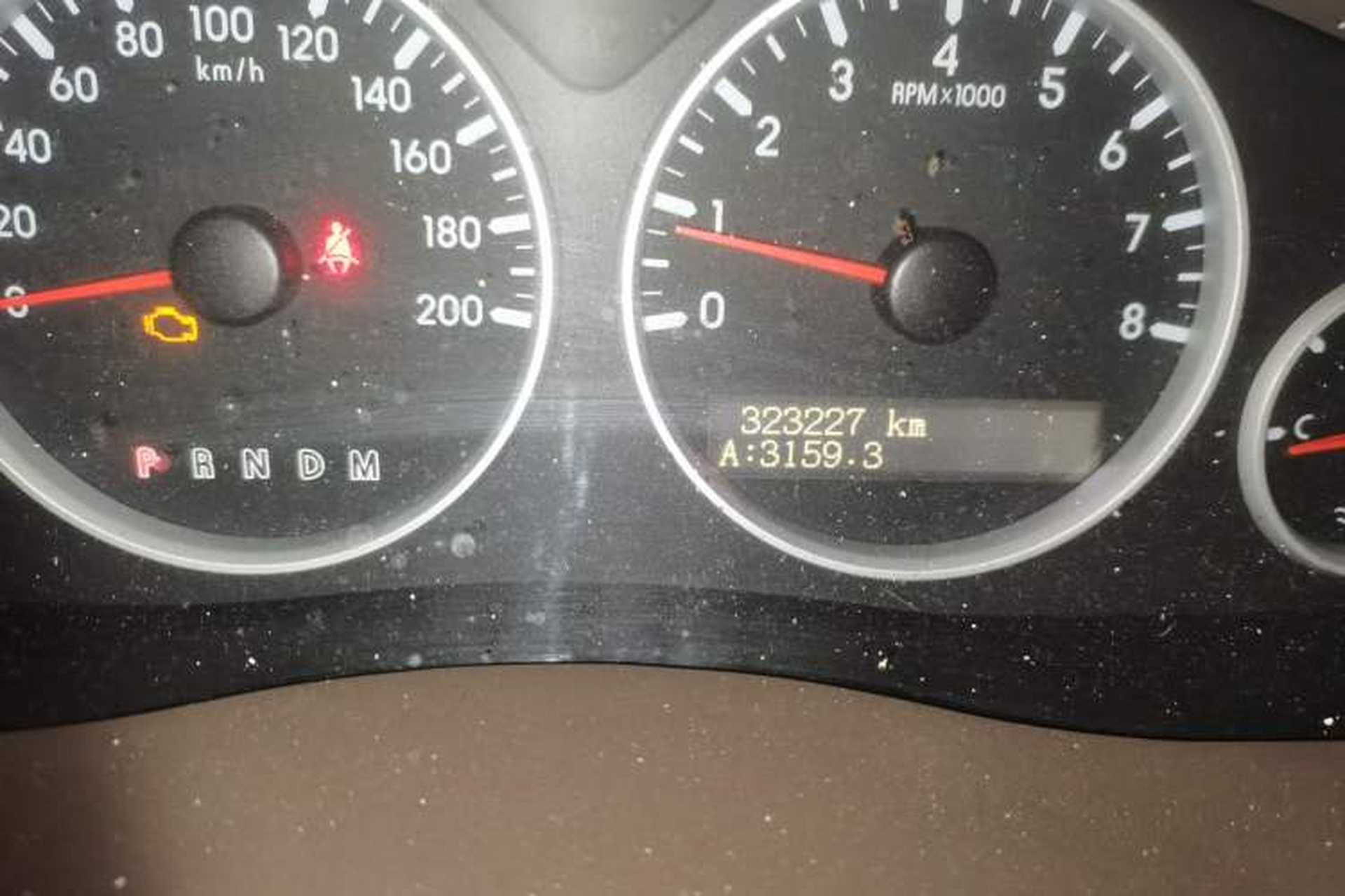 Used Buick GL8 2013 2.4L Comfort Edition Odometer Close Up
