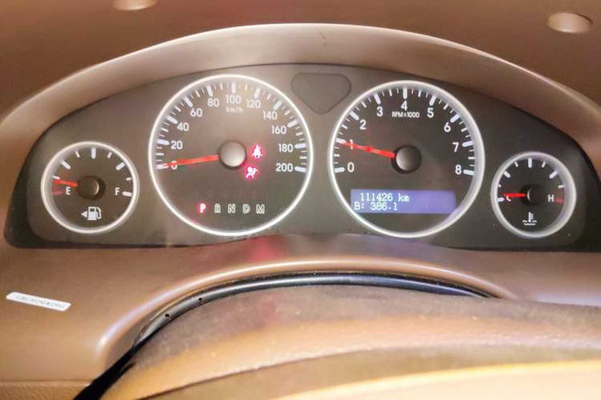 Used Buick GL8 2013 2.4L Classic Edition Odometer Close Up
