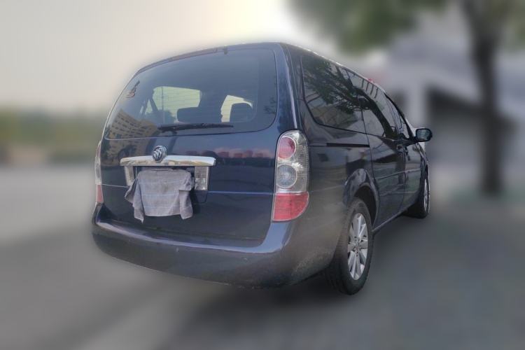 Used Buick GL8 2013 2.4L Classic Edition Rear Right 45 Deg