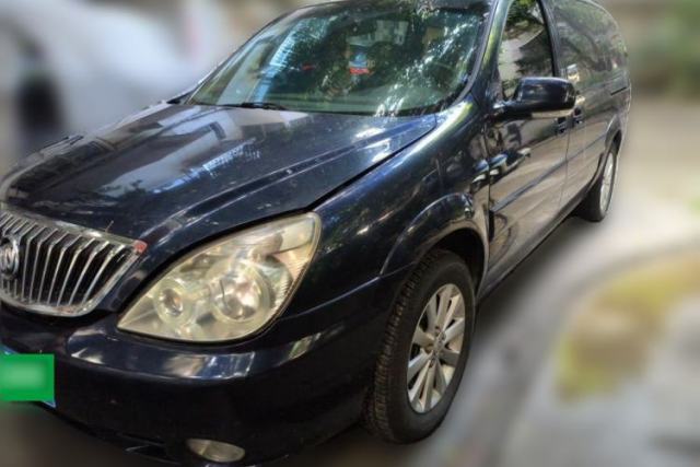 Buick GL8 2013 2.4L Comfort Edition с пробегом