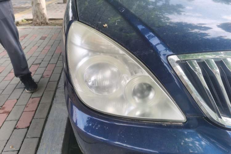 Used Buick GL8 2013 2.4L Executive Edition Right Front Headlight