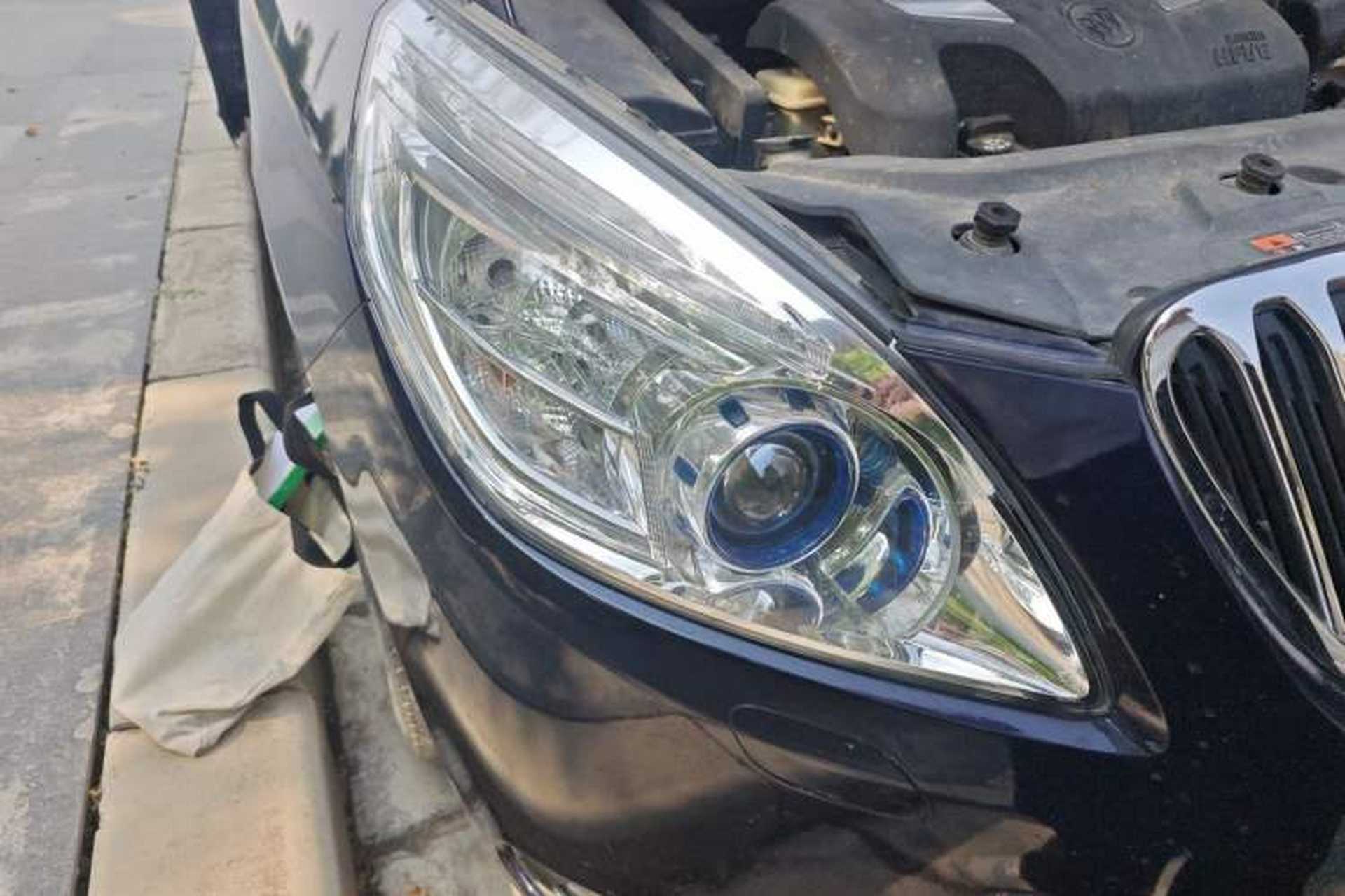 Used Buick GL8 2013 3.0L GT Luxury Business Haoya Edition Right Front Headlight