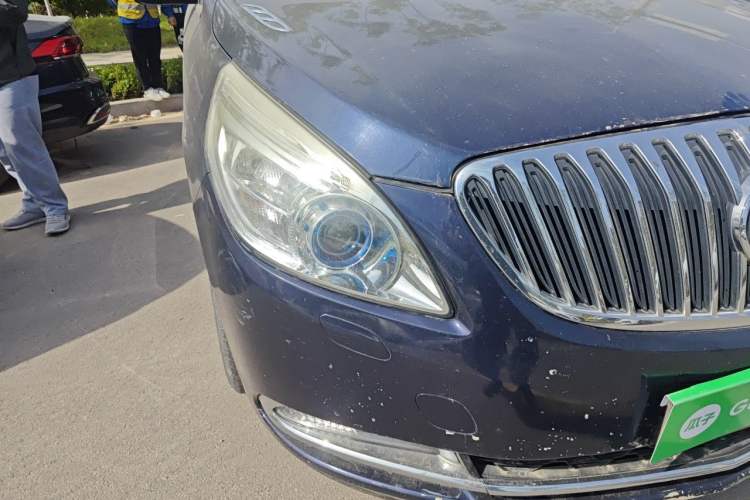 Used Buick GL8 2013 3.0L GT Luxury Business Haoya Edition Right Front Headlight