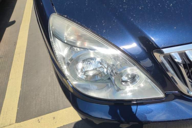 Used Buick GL8 2013 2.4L Comfort Edition Right Front Headlight