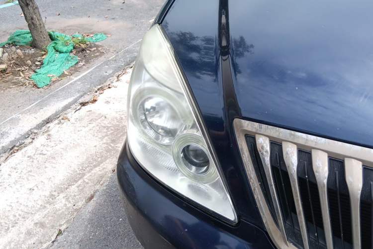 Used Buick GL8 2013 2.4L Classic Edition Right Front Headlight