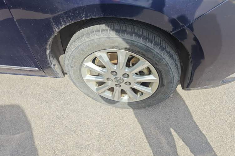 Used Buick GL8 2013 3.0L GT Luxury Business Haoya Edition Right Front Wheel Hub